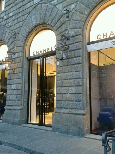 chanel store florence|Chanel firenze customer care.